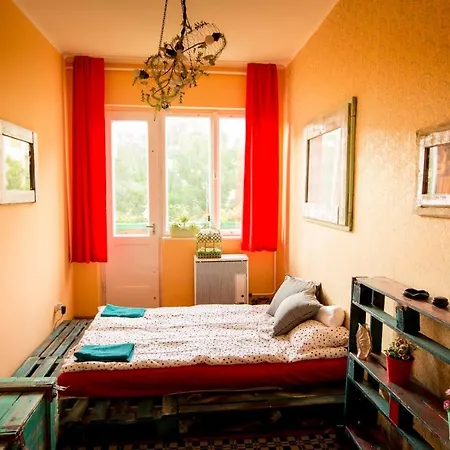 Cosy Art Flat Downtown Buda شقة بودابست
